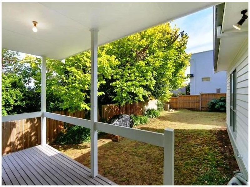 13 Philip Street, Mornington VIC 3931