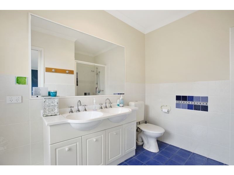 15 Gleneagles Avenue, Mornington VIC 3931