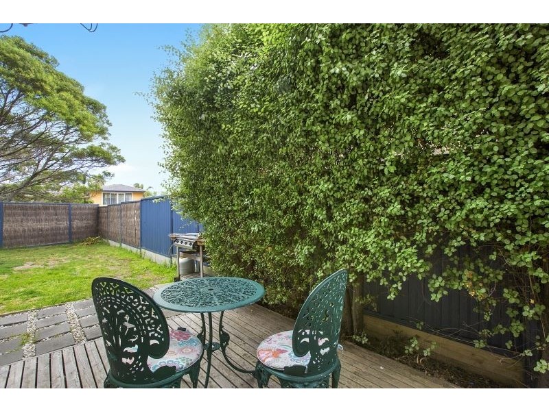 15 Gleneagles Avenue, Mornington VIC 3931
