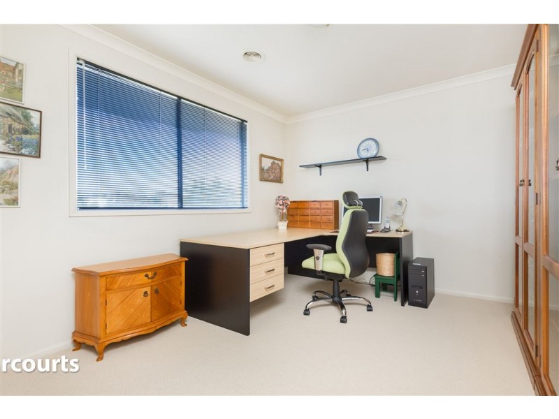 13 Aquarius Court, Mornington VIC 3931