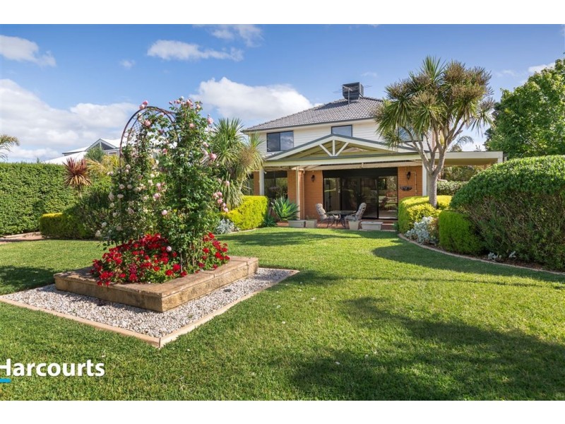 13 Aquarius Court, Mornington VIC 3931