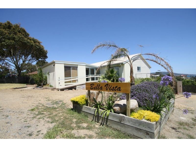 12 Fairbarn Avenue, Mount Martha VIC 3934