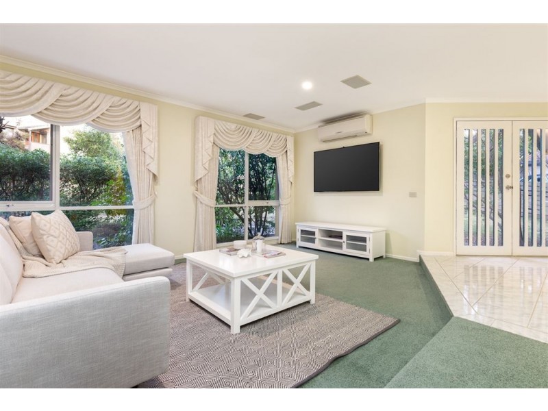 27 Cornwall Crescent, Mount Martha VIC 3934