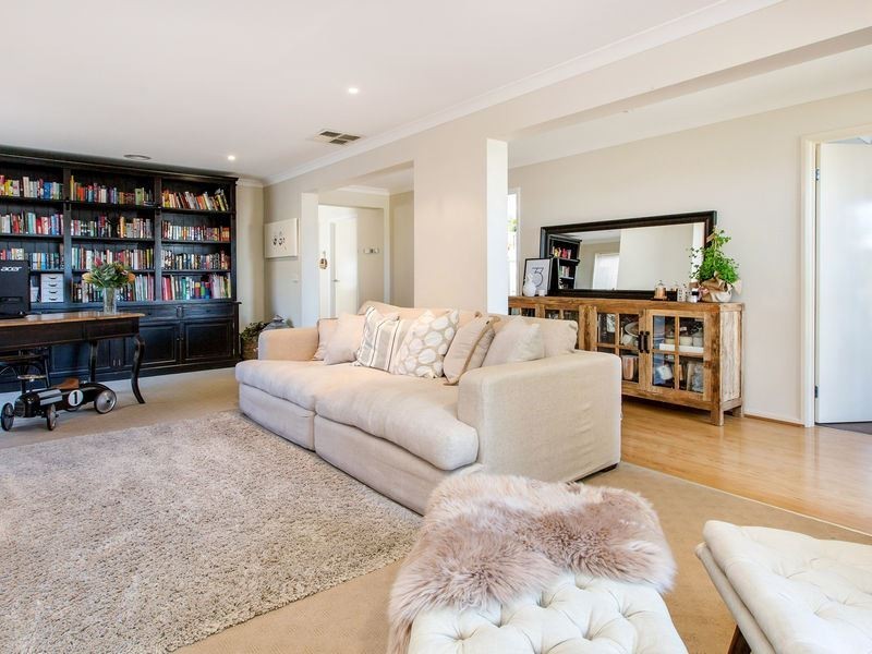 41 Trafalgar Square, Mount Martha VIC 3934