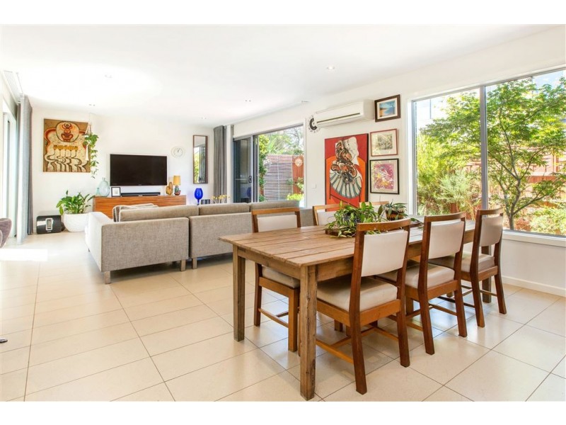 4a Ti-Tree Grove, Mornington VIC 3931