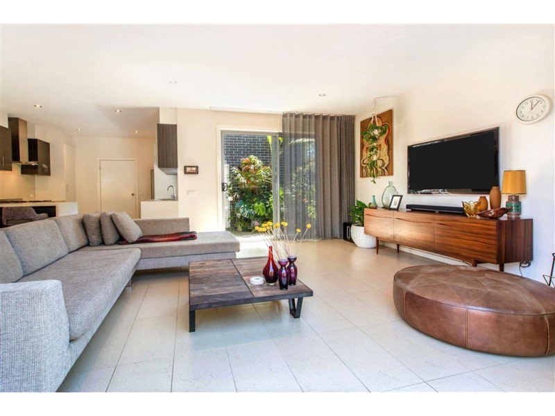 4a Ti-Tree Grove, Mornington VIC 3931