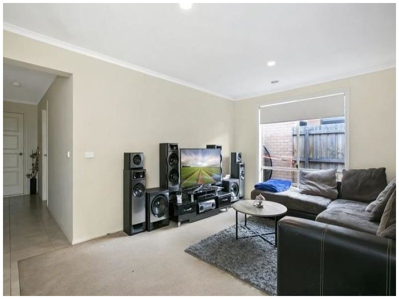 8 Ruby Cove, Mornington VIC 3931