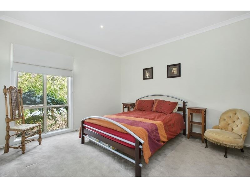 4/104 Beleura Hill Road, Mornington VIC 3931