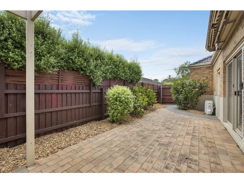 4/104 Beleura Hill Road, Mornington VIC 3931