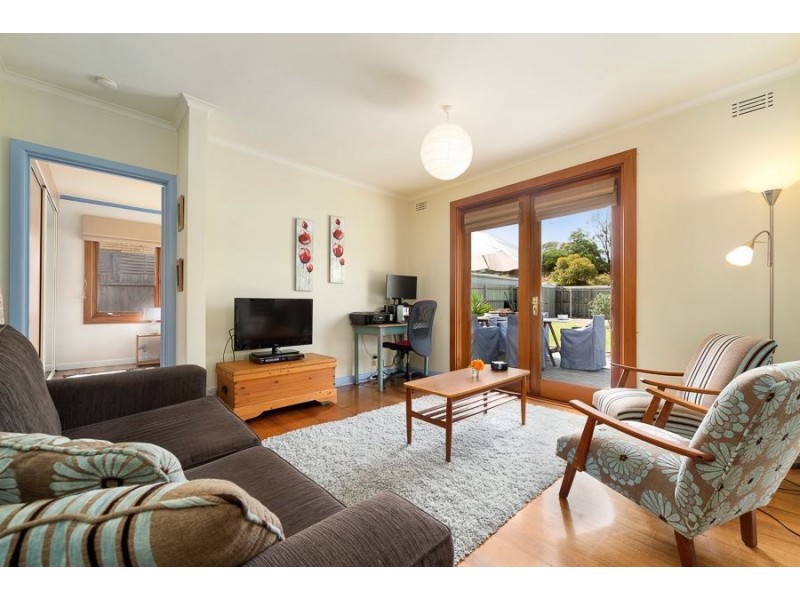 15 Karella Crescent, Mornington VIC 3931