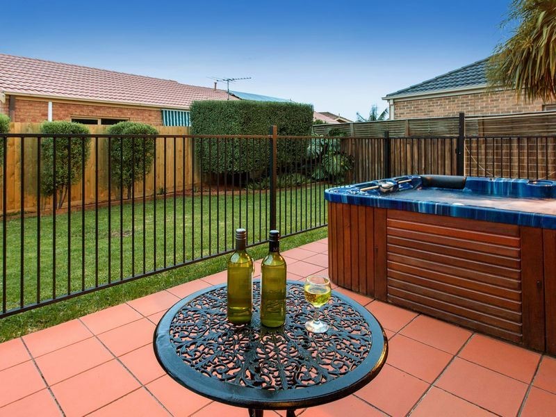 4/106 Beleura Hill Road, Mornington VIC 3931