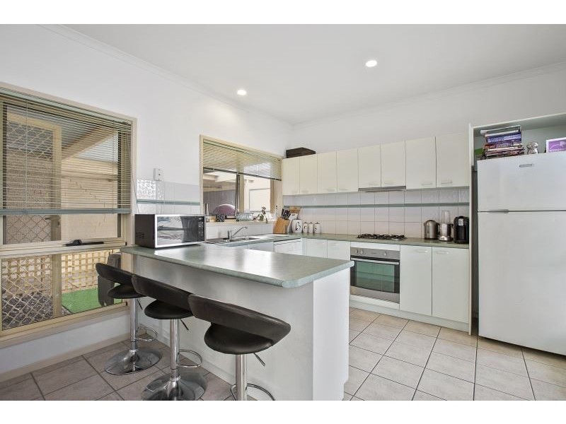 1/42 Shandon Street, Mornington VIC 3931