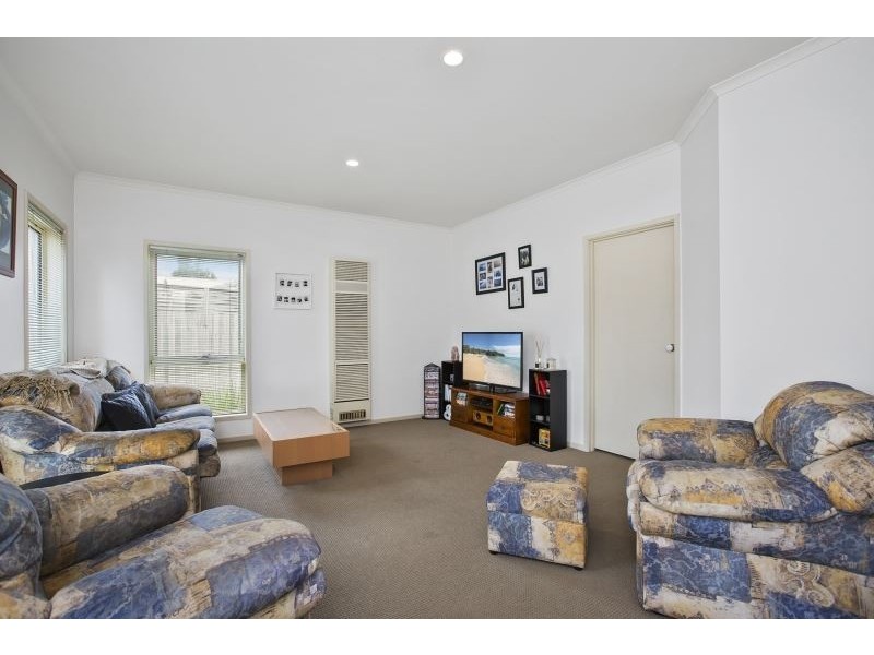 1/42 Shandon Street, Mornington VIC 3931
