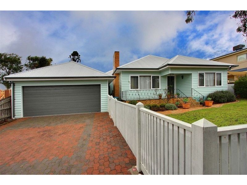9 Neptune Street, Mornington VIC 3931