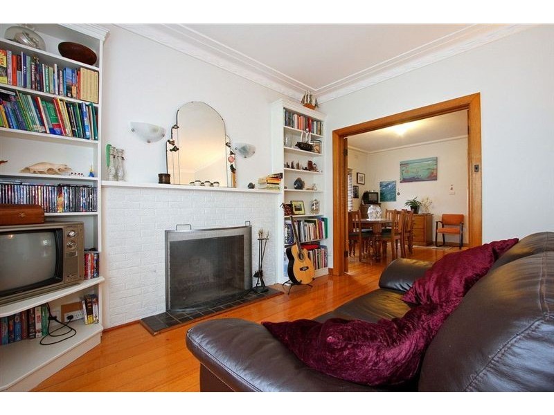 9 Neptune Street, Mornington VIC 3931