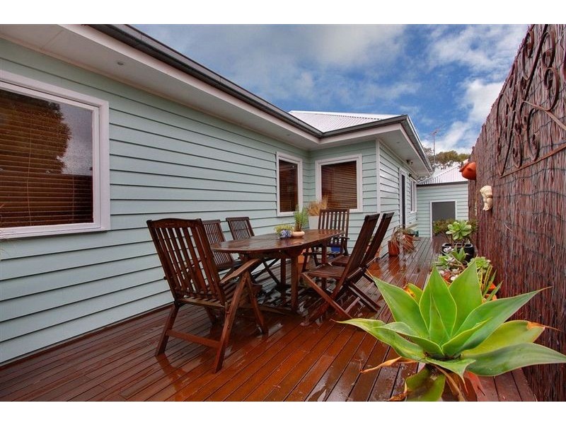 9 Neptune Street, Mornington VIC 3931