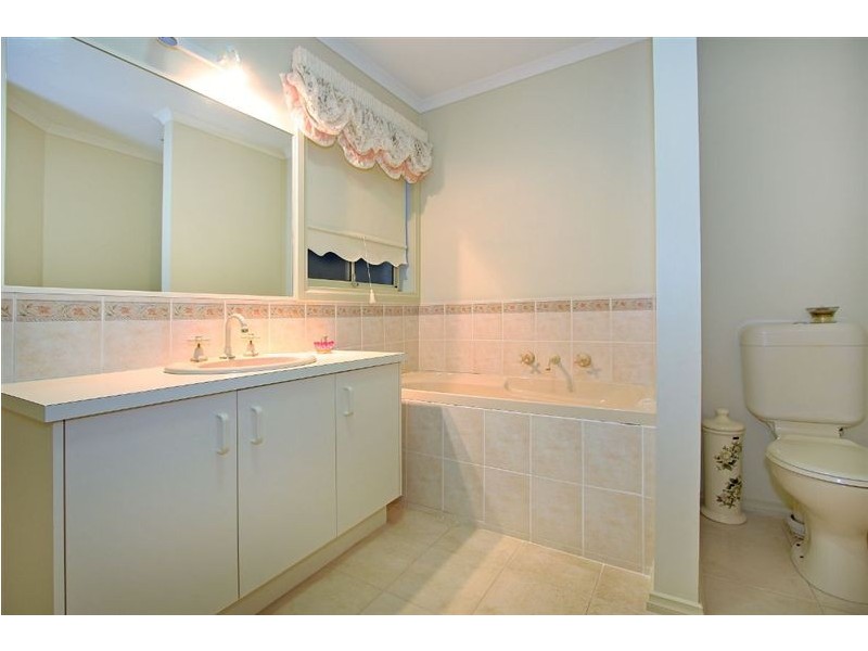 74 Maxwell Street, Mornington VIC 3931