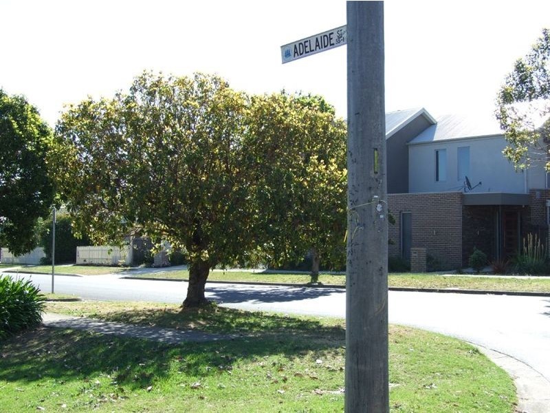 64 Adelaide Street, Mornington VIC 3931