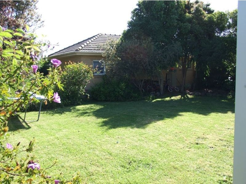 64 Adelaide Street, Mornington VIC 3931