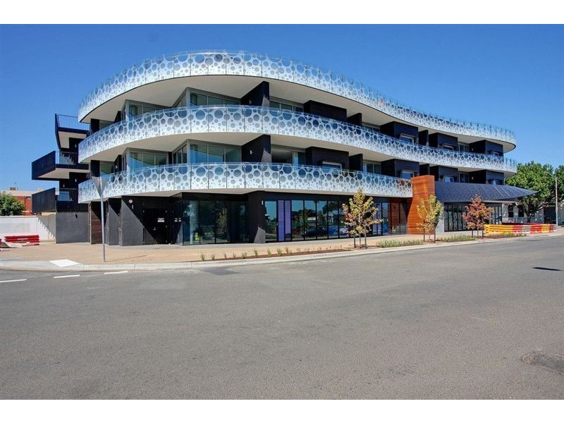 201/22 Main Street, Mornington VIC 3931