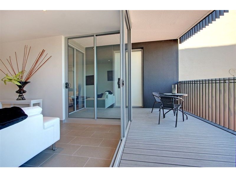 201/22 Main Street, Mornington VIC 3931