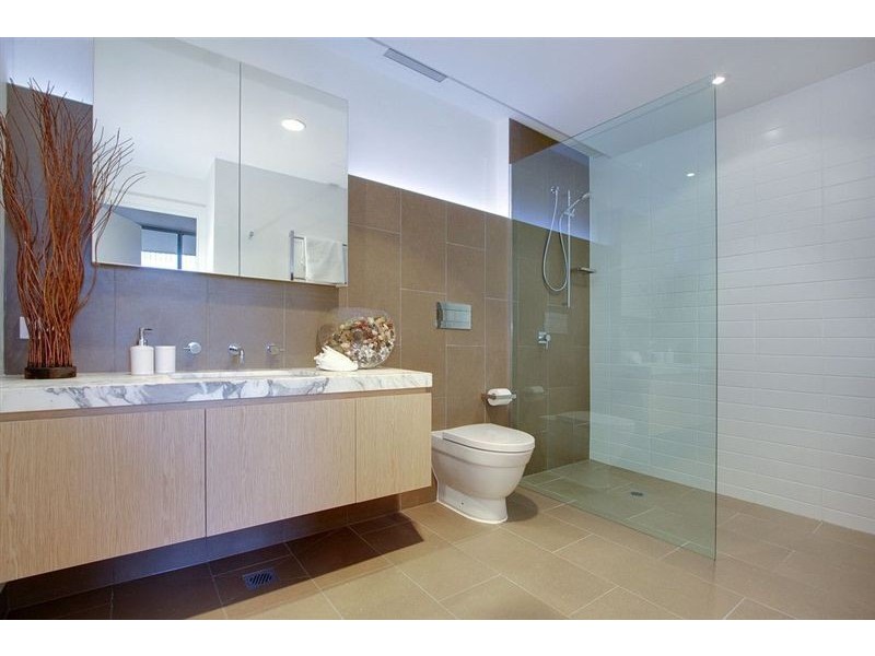 201/22 Main Street, Mornington VIC 3931