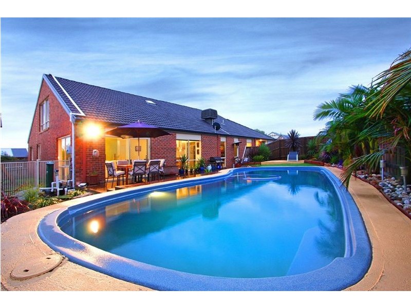 9 Malibu Way, Mount Martha VIC 3934