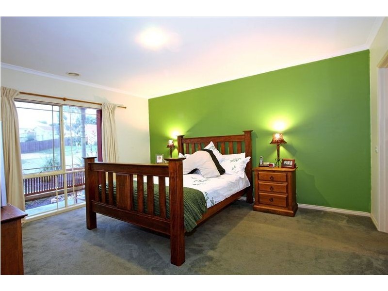 9 Malibu Way, Mount Martha VIC 3934