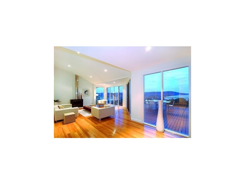 3 Trig Point, Mount Martha VIC 3934