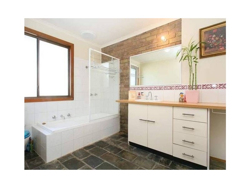 10 Indura Street, Mount Martha VIC 3934