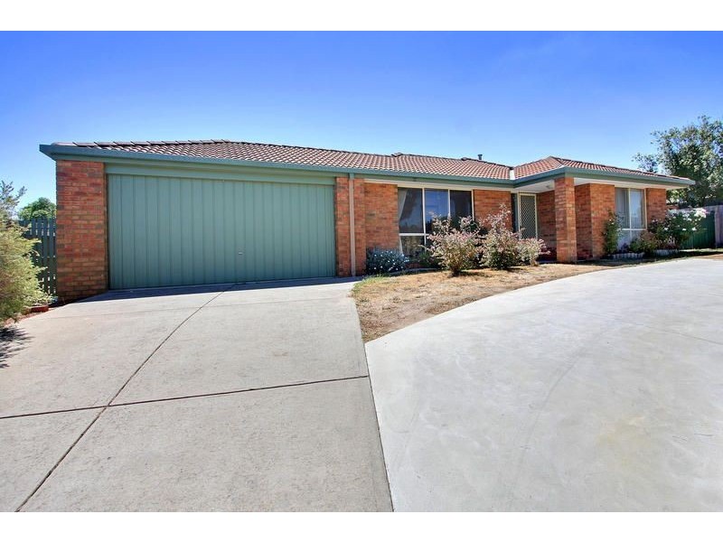 24 Coimadai Court, Mornington VIC 3931