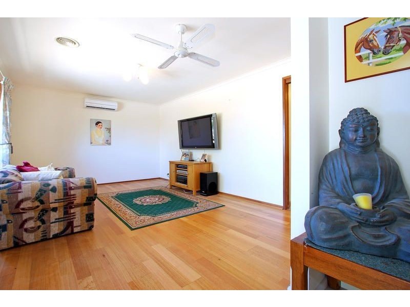 24 Coimadai Court, Mornington VIC 3931