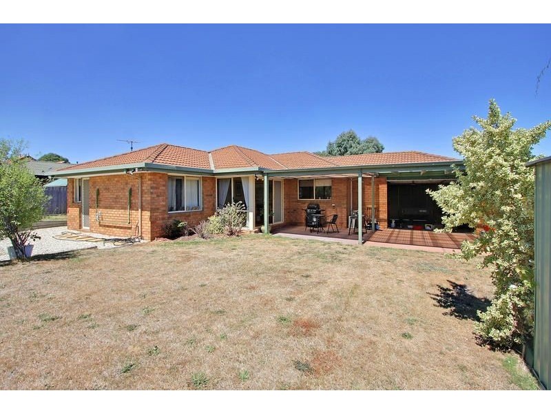 24 Coimadai Court, Mornington VIC 3931