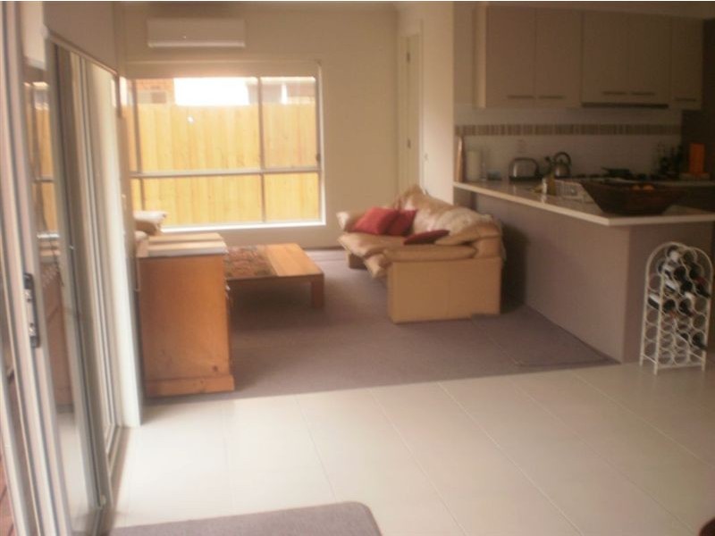 6/43 Van ness Ave, Mornington VIC 3931