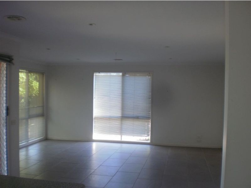 18 Killingholme Drive, Mornington VIC 3931