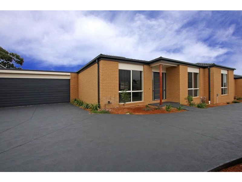 2/50 Oakland Street, Mornington VIC 3931