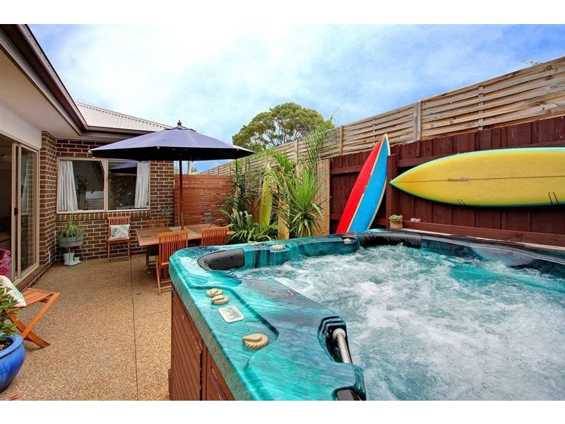 15 Oakland Street, Mornington VIC 3931