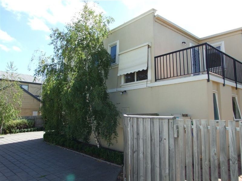 4/60 Tanti Avenue, Mornington VIC 3931