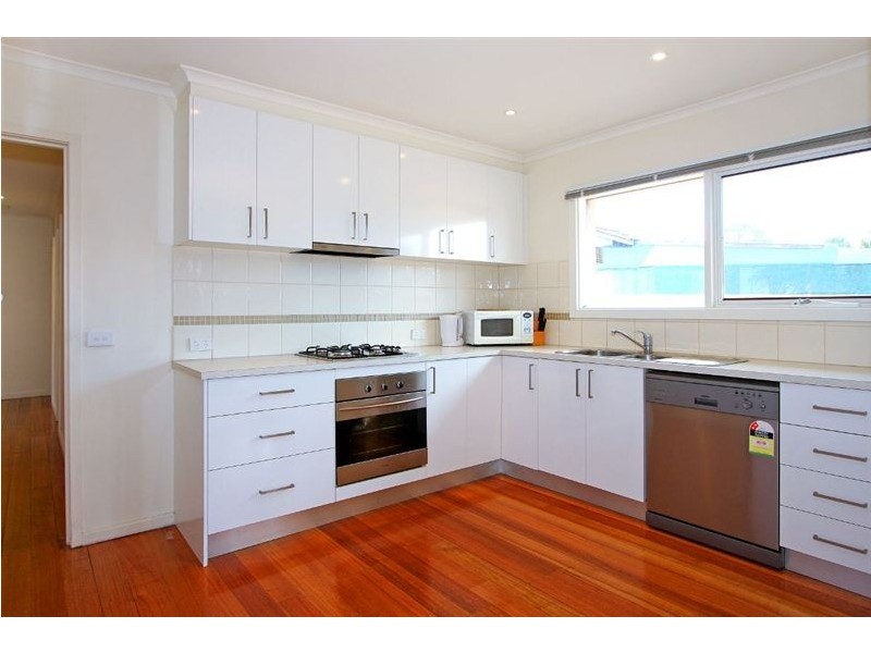 30 Narambi Road, Mornington VIC 3931