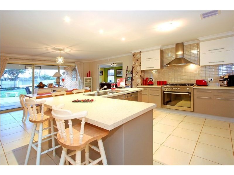 30 Ben Drive, Mornington VIC 3931