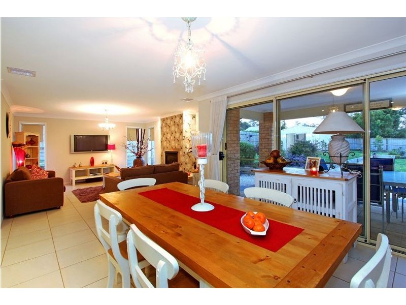 30 Ben Drive, Mornington VIC 3931