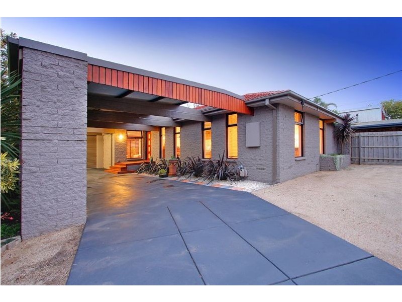 9 Cawarra Street, Mornington VIC 3931