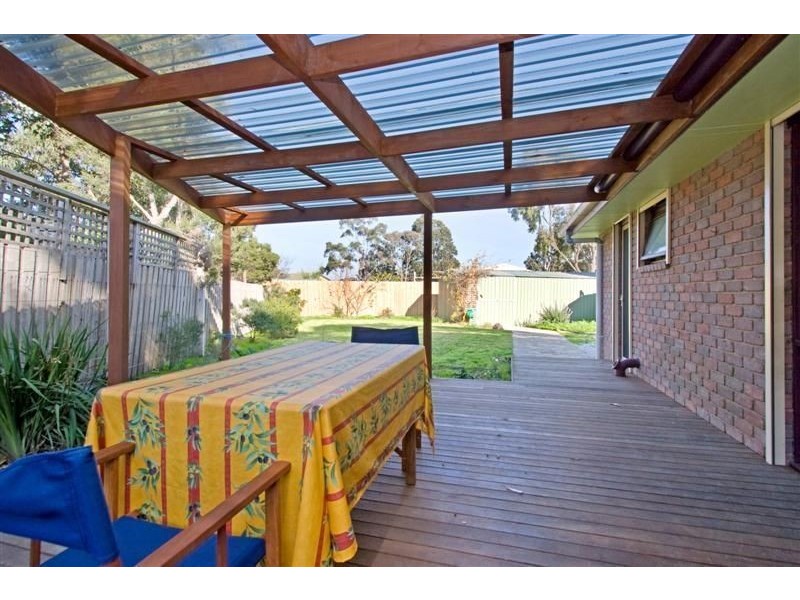 16 Parwan Street, Mornington VIC 3931