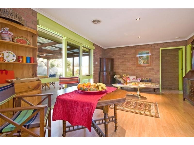 16 Parwan Street, Mornington VIC 3931