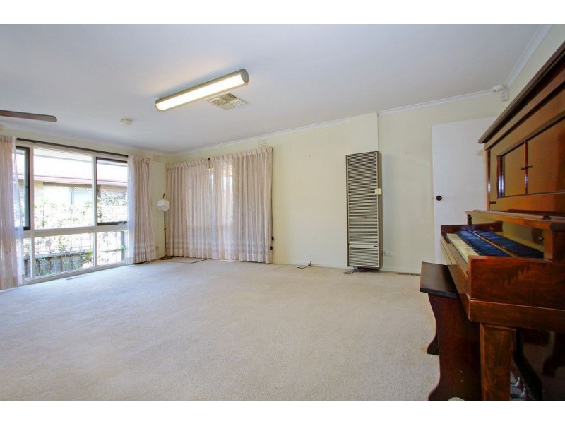 38 Gleneagles Ave, Mornington VIC 3931