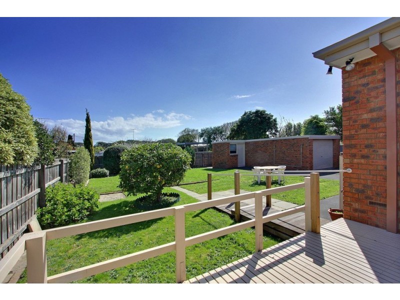 38 Gleneagles Ave, Mornington VIC 3931