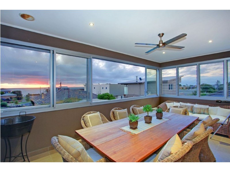 3/42 Queen Street, Mornington VIC 3931