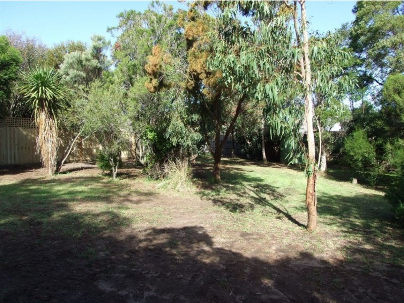 18 Philip Street, Mornington VIC 3931