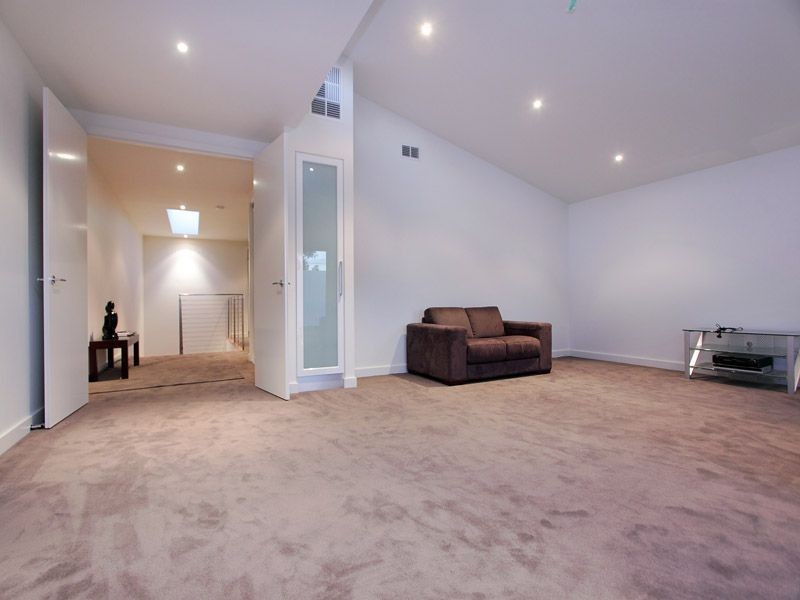 1/14 Separation Street, Mornington VIC 3931