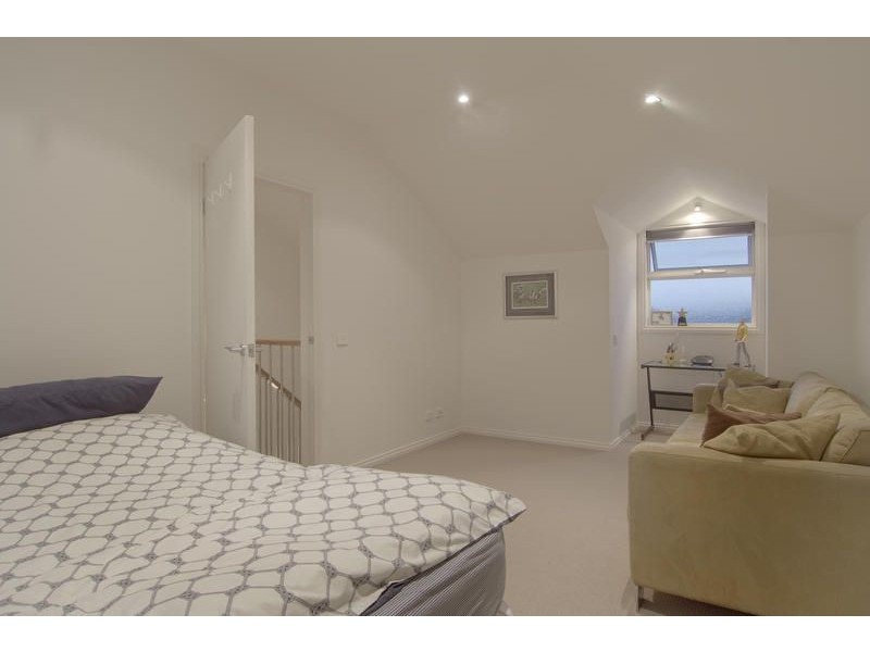 1/55 Herbert Street, Mornington VIC 3931